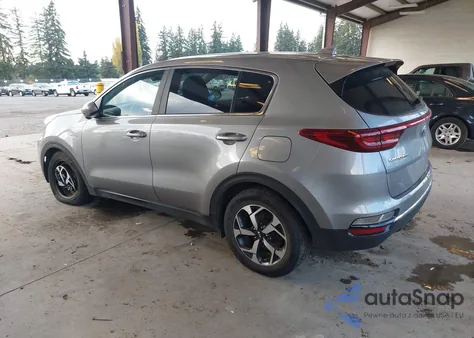 2022 Kia Sportage Lx z USA, uszkodzony, nr VIN KNDPMCAC1N7961573